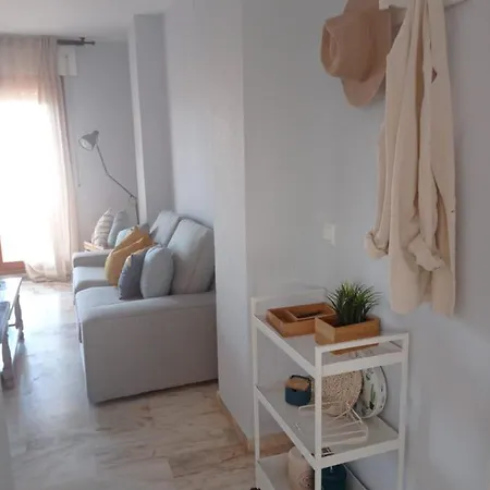 Nueces Y Horkillas Novo Sancti Petri