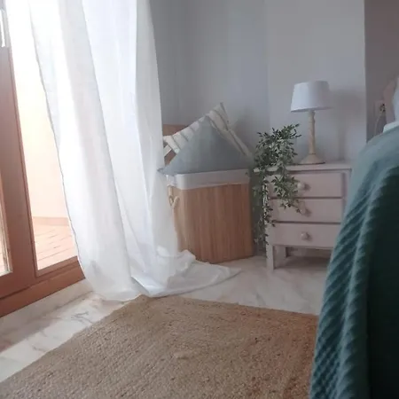 Nueces Y Horkillas Novo Sancti Petri アパート *